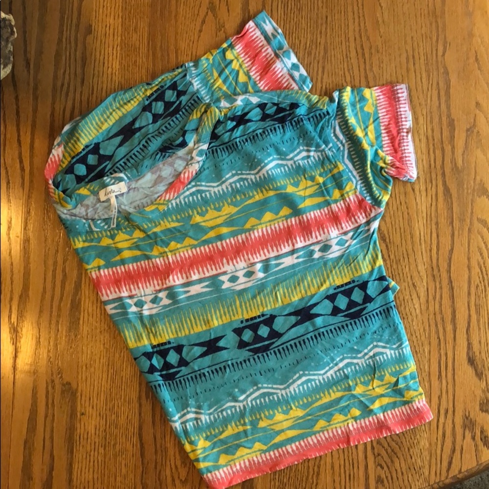 Lose fit crop top